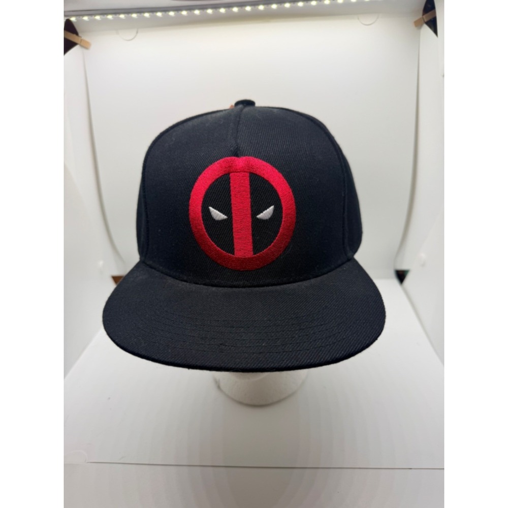 Marvel Deadpool Snapback Hat Black Red Embroidered Logo Flat Brim Cap New NWT